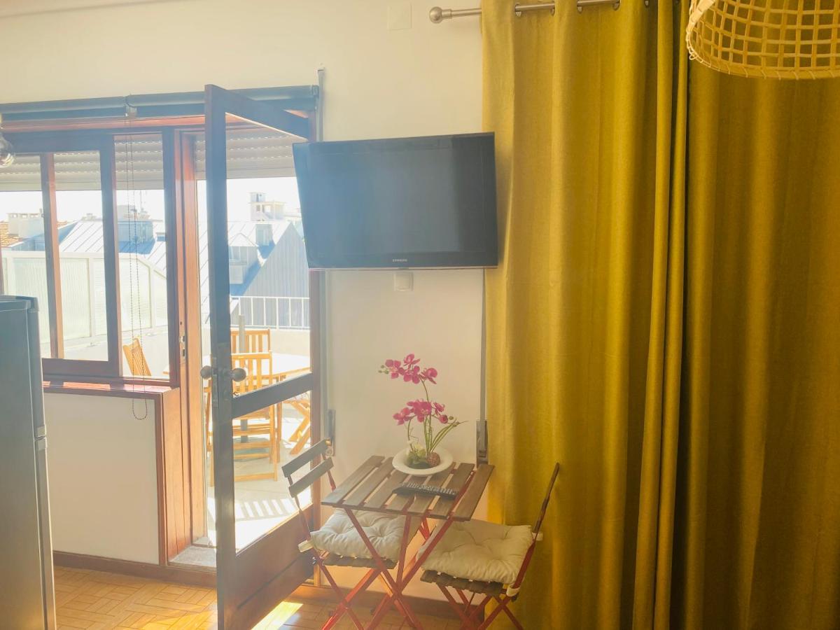 Apartamento Com Patio Na Rua Principal Da Cidade Porto Dış mekan fotoğraf